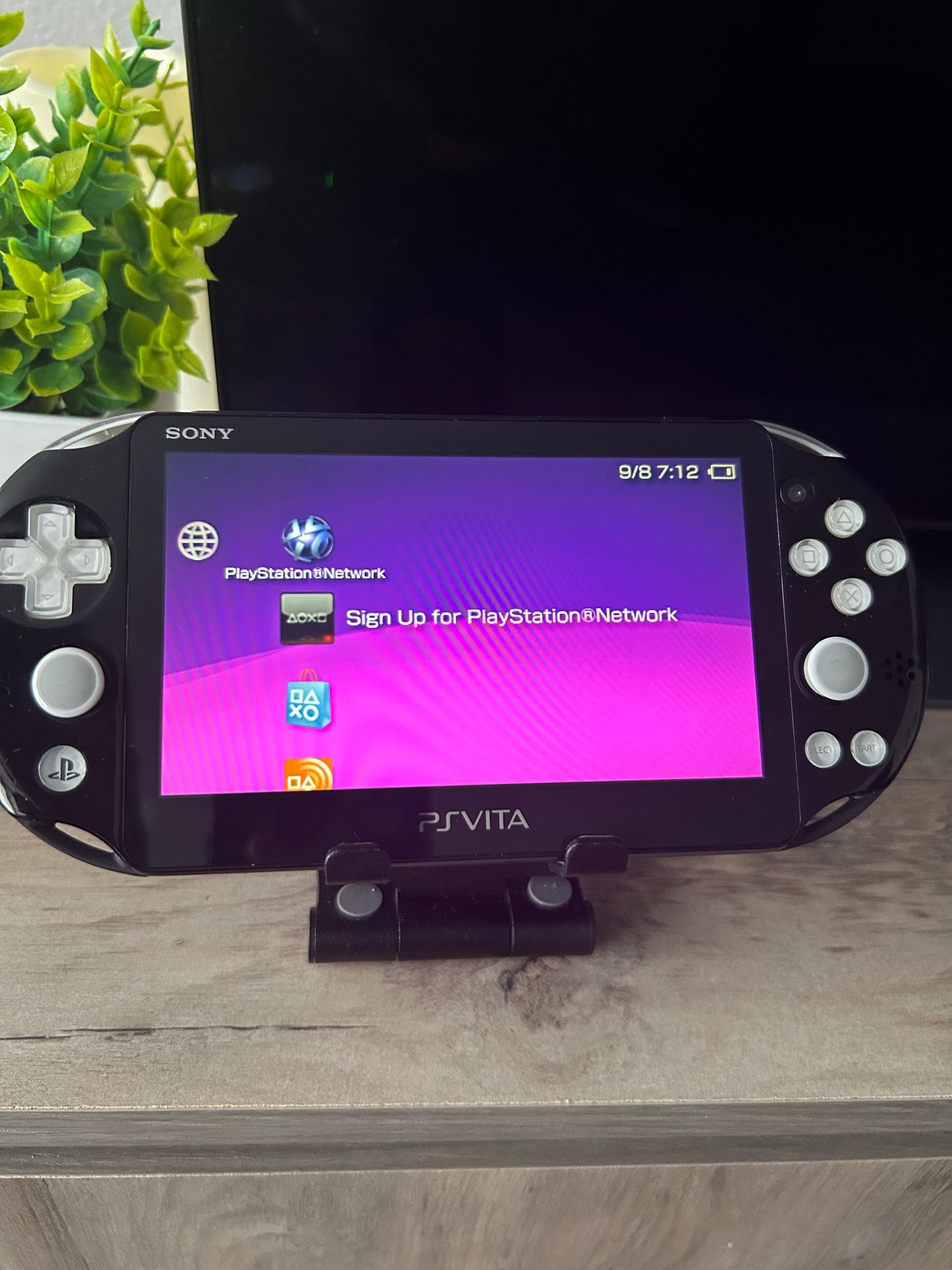 Black/White Button PS Vita 2000 Slim (256GB)