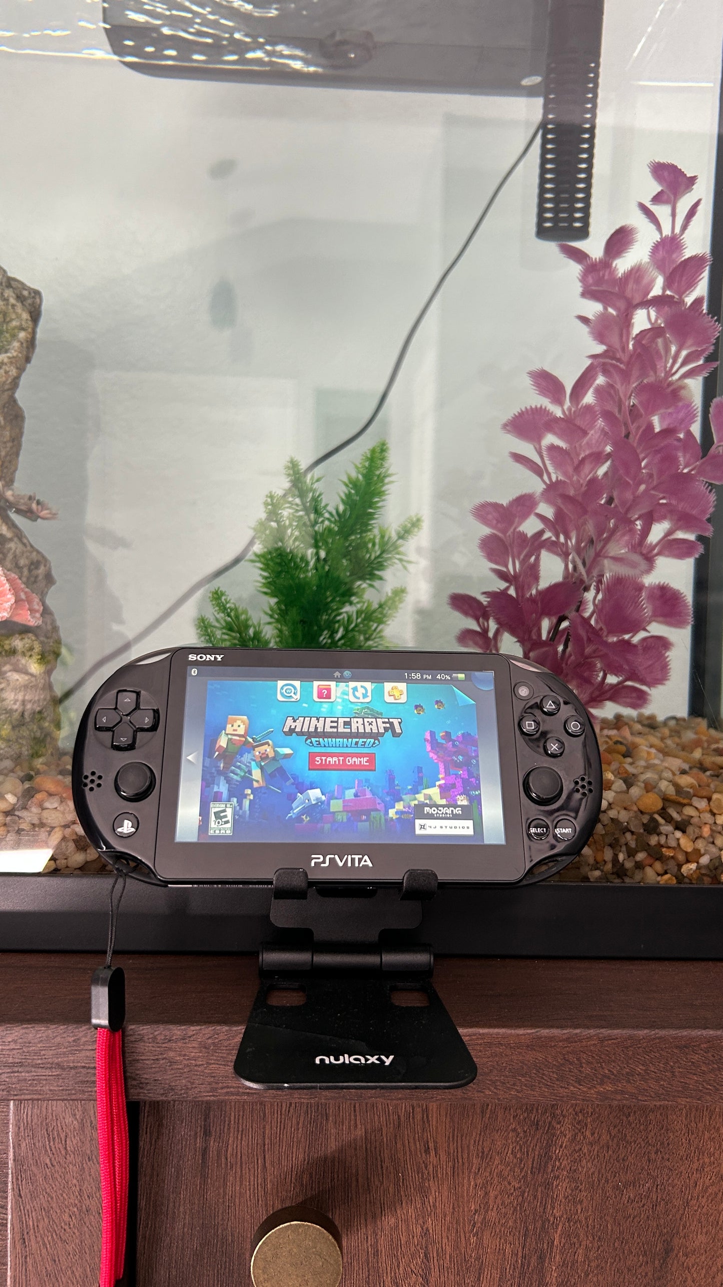 Black PS Vita 2000 Slim (256GB)